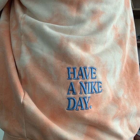 Pink/orange/white tie dye Nike long sleeve sweatshirt size XL - Picture 3 of 6